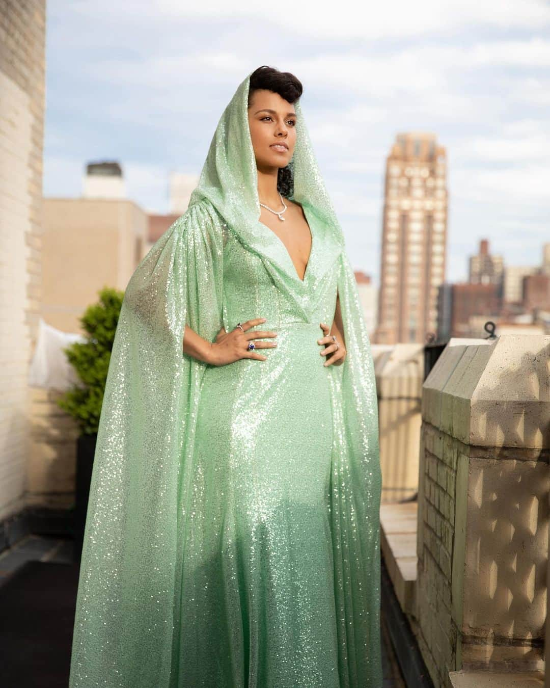 アリシア・キーズさんのインスタグラム写真 - (アリシア・キーズInstagram)「Radiant 💚👗✨ #metgala」5月7日 10時04分 - aliciakeys