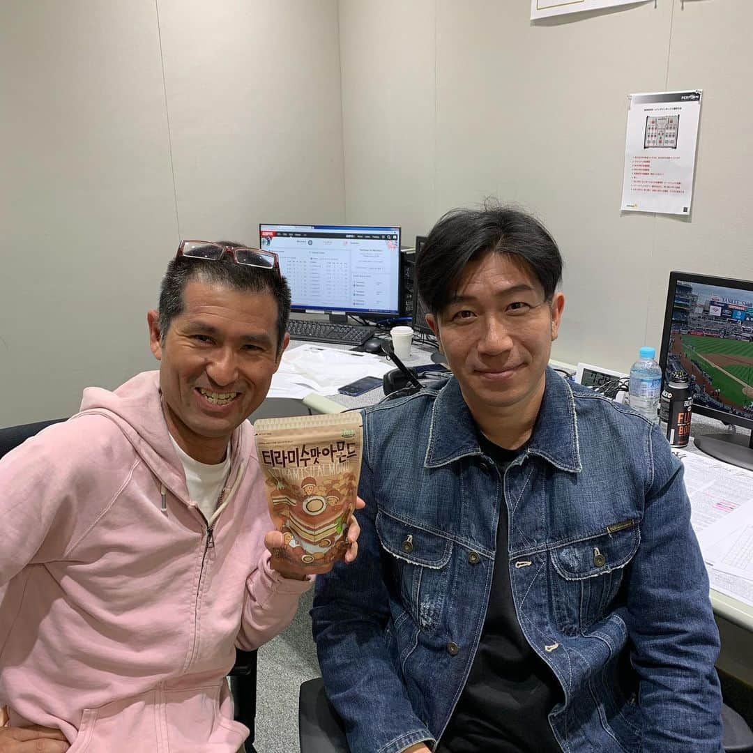 多村仁志さんのインスタグラム写真 - (多村仁志Instagram)「本日は早朝からMLB解説🎙  谷口廣明アナウンサーと共にDAZNよりSEA×NYYの一戦をお伝え致しました。  #MLB #MajorLeagueBaseball #メジャーリーグ @mlb @mlbjapan @mariners #mariners @yankees  #yankees #DAZN #解説 #commentator #多村仁志 #HitoshiTamura」5月7日 10時42分 - hit_tamu