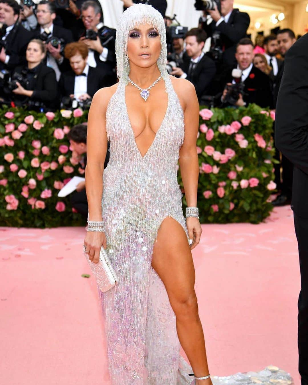 Good Morning Americaさんのインスタグラム写真 - (Good Morning AmericaInstagram)「The show-stopping @jlo & @arod #MetGala 📸: Getty Images  SEE LINK IN BIO FOR MORE!」5月7日 10時57分 - goodmorningamerica