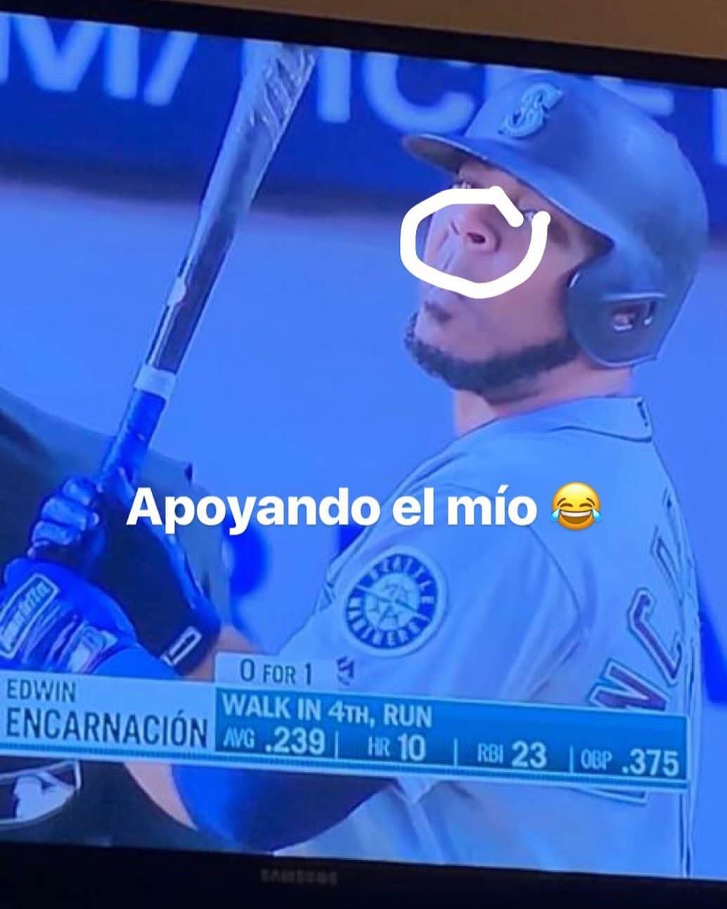 ホセ・レイエスのインスタグラム：「Voy a ti @encadwin」