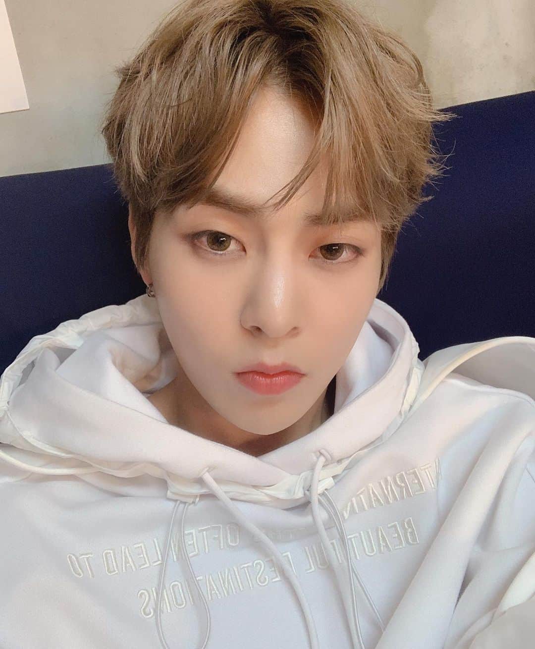 のインスタグラム：「조금 더 남겨봅니다. 잠시만 안녕~~🤗」