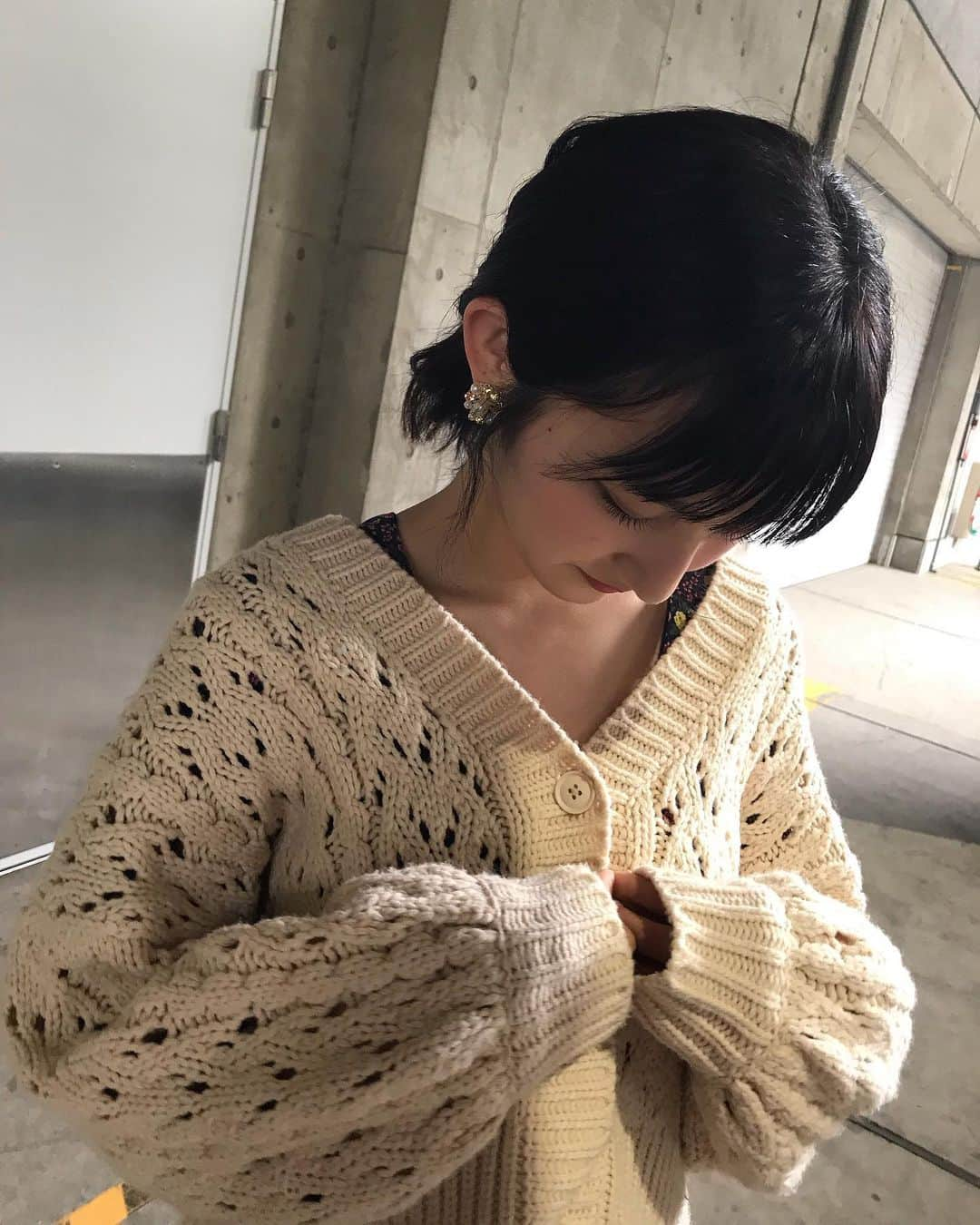 長友彩海さんのインスタグラム写真 - (長友彩海Instagram)「‪‪☺︎‬ GWすんごく楽しかったです🌷 皆の事がさらに大好きになりました‪‪☺️♥‬ これからもずっとよろしくお願いします‪‪☺︎‬ 最終日は真子さんのワンピースでルンルンでした♬︎♡ #私服 #握手会 #パシフィコ横浜」5月7日 11時48分 - ayami.n_48