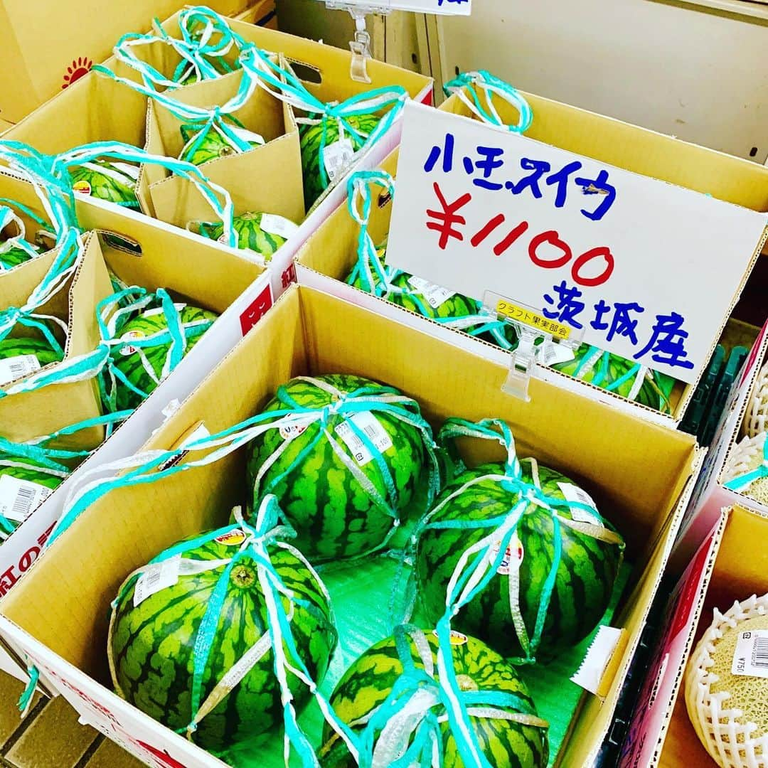 道の駅やちよさんのインスタグラム写真 - (道の駅やちよInstagram)「クラフトさんに美味しそうなフルーツ入荷しました！ 生唾ごっくんです！ #道の駅 #道の駅やちよ #八千代市 #まんごー #めろん #こだますいか」5月7日 11時50分 - michinoeki_yachiyo090720