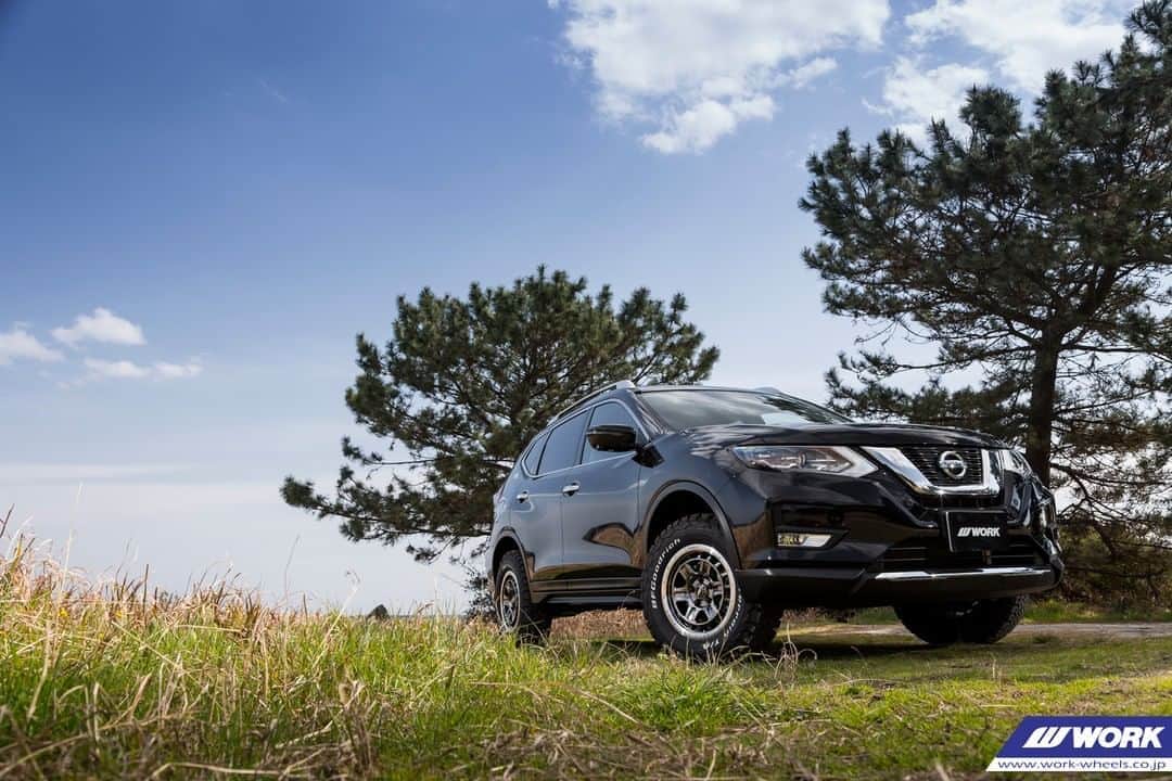 のインスタグラム：「@outclasscarsjapan Nissan X-Trail on NEW WORK Crag T-GrabicII #artofwheel #tgrabic」