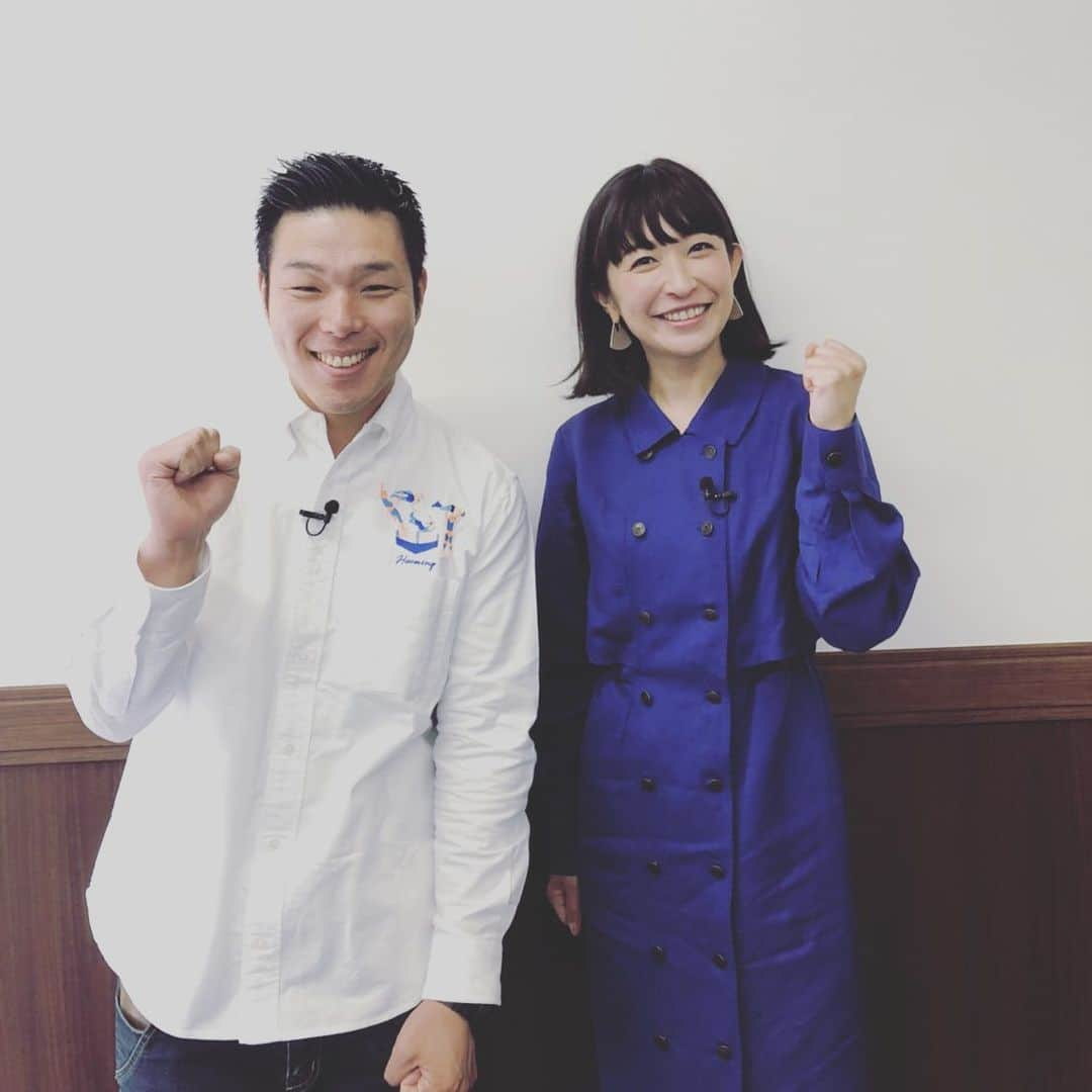 小野真弓さんのインスタグラム写真 - (小野真弓Instagram)「今日は、ホリプロコムのラリゴさんとご一緒させて頂きました(^ ^)撮影の合間は、千葉出身同士、千葉の話で盛り上がりましたー🥜✨最近特に千葉愛が止まらない😍 それにしても、今日もさわやかロケ日和🌞(*´ー｀*) お散歩日和でもあって、お留守番お願いしますって言ったら、わんこ不貞腐れてました😂仕事終わったら早く帰ろー🚗💨 #ラリゴ さん#小野真弓#千葉出身 またお知らせさせて頂きまーす(^-^)v」5月7日 12時52分 - hanaharuaroi