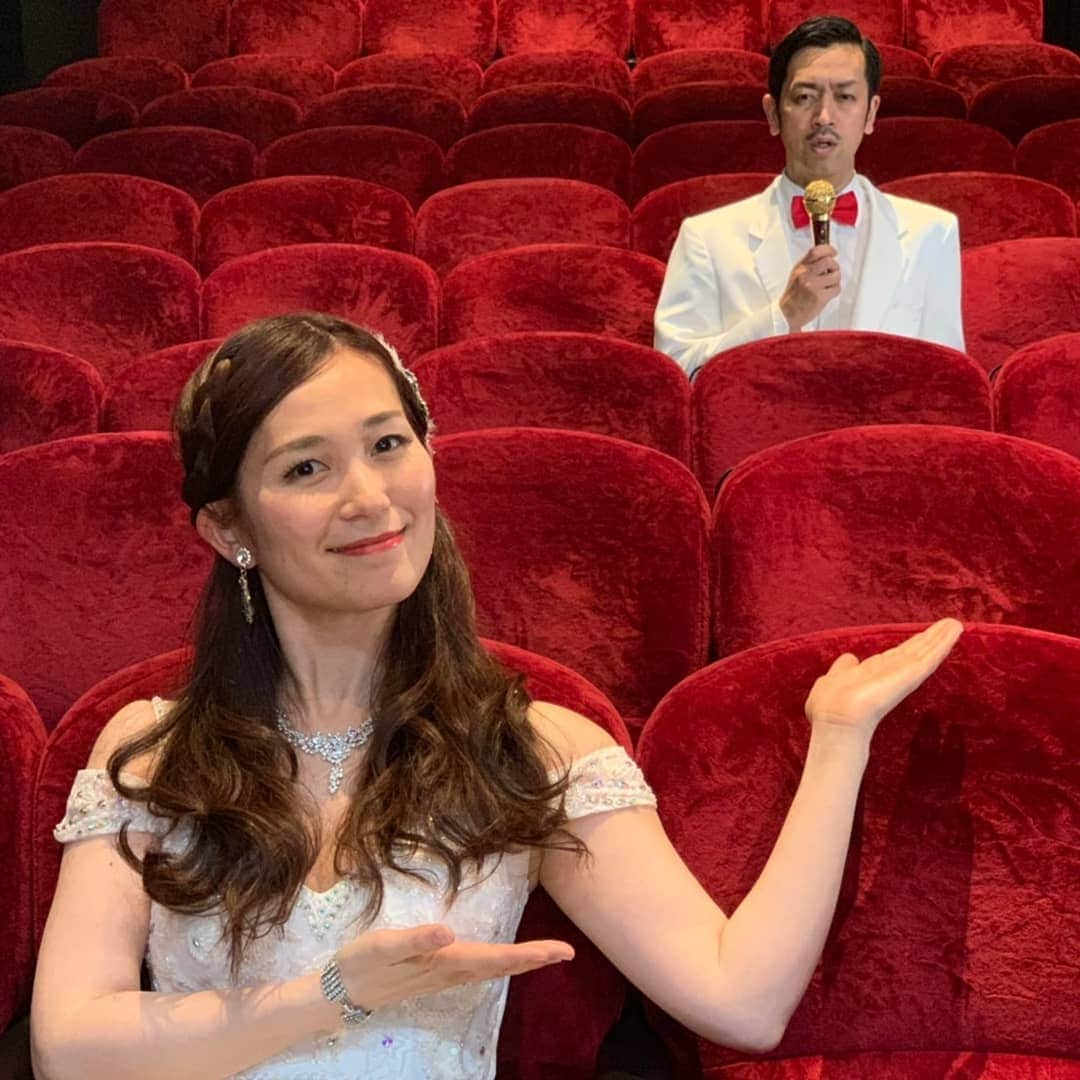 ムーディ勝山さんのインスタグラム写真 - (ムーディ勝山Instagram)「仙台歌姫とムード歌謡歌手。  #ティーナカリーナ ちゃん」5月7日 18時19分 - katsuyama0611