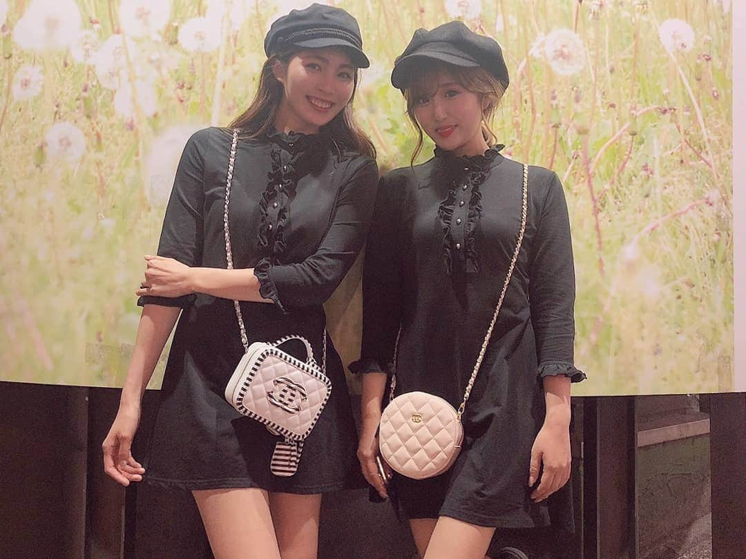 黛実希さんのインスタグラム写真 - (黛実希Instagram)「この間ゆっきぃ(@yuukiistagram)と全身かぶった😂🌹🎀 ここまでかぶってると、さすがに会った瞬間爆笑したよねん😂😂😂💕 * この日のワンピは#Primavely (@primavely_official)のワンピ♥♥♥ * * * #プリマブリーオタク#プリマブリー#双子コーデ#おそろコーデ#ワンピース#リンクコーデ#韓国ファッション#インスタグラマー#インフルエンサー#韓国好きな人と繋がりたい#ピンク好きな人と繋がりたい#ピンクコーデ#좋아요반사#반사#팔로우#맞팔#선팔#소통#맞팔해요#소통해요#셀카#코디스타그램#데일리룩#code#followme」5月7日 13時05分 - candymiiiki