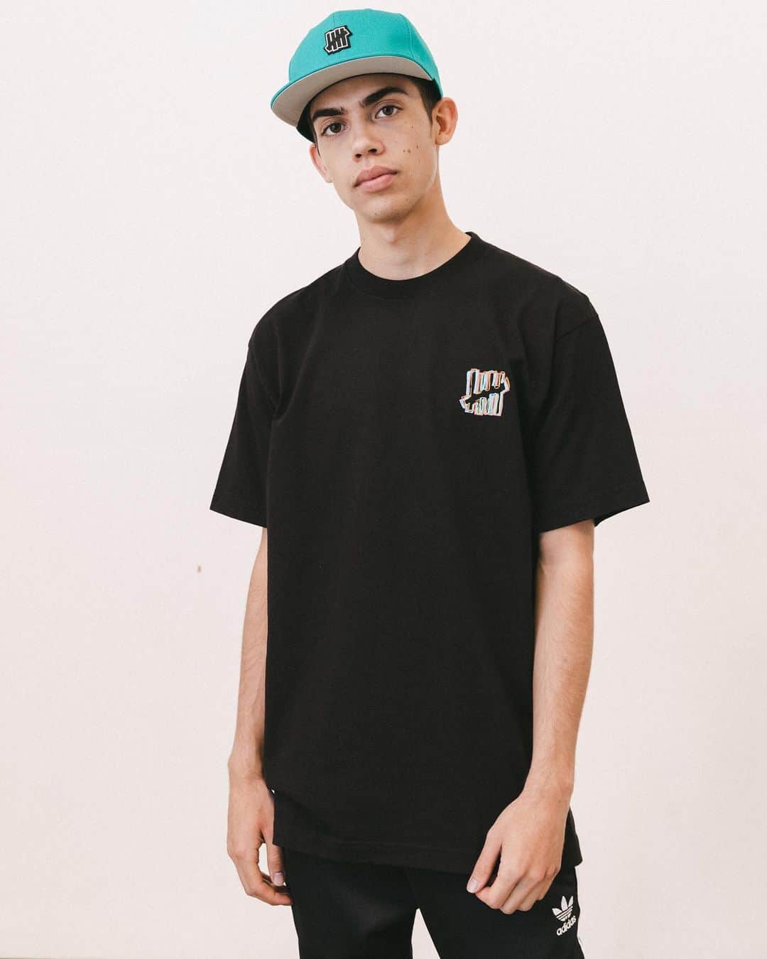 UNDFTDさんのインスタグラム写真 - (UNDFTDInstagram)「UNDEFEATED Summer '19 Tees // Available now exclusively at All Undefeated Chapter Stores and Undefeated.com」5月7日 13時32分 - undefeatedinc