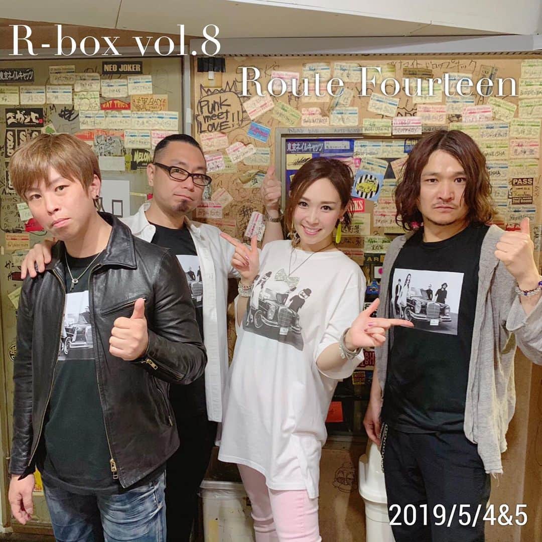 愛内里菜のインスタグラム：「ゴールデンウィーク2日間の千葉県ライブ‼️﻿ ﻿ 来てくださったみなさま、最高の時間を﻿ 本当に本当にありがとうございました😆‼️‼️‼️﻿ ﻿ 集合写真改めてアップさせていただきます🙌❤️﻿ ﻿ 長いゴールデンウィークの休み明け！﻿ みなさま午後からも頑張って﻿ いきましょー 笑😊﻿ ﻿ ﻿ #令和 1発目の #ライブ﻿﻿ #ライブハウス ﻿﻿ #千葉 #市川 #本八幡 #一体化 #絆 #盛り上がりたい #会いたい﻿﻿﻿﻿﻿ #感謝 #リスタート ﻿﻿﻿ ﻿﻿ #愛内里菜 改め #R として #歌手 再始動﻿﻿﻿ #垣内りか #垣内倶楽部 ﻿﻿﻿ ﻿ #新曲 #邦ロック#ミュージック#音楽の力﻿﻿﻿﻿ #音楽最高﻿﻿ ﻿﻿ #@hama_piano_﻿ #@tomoyatakaku﻿ #@kentaroishii1981﻿ #@kakiuchiclub」