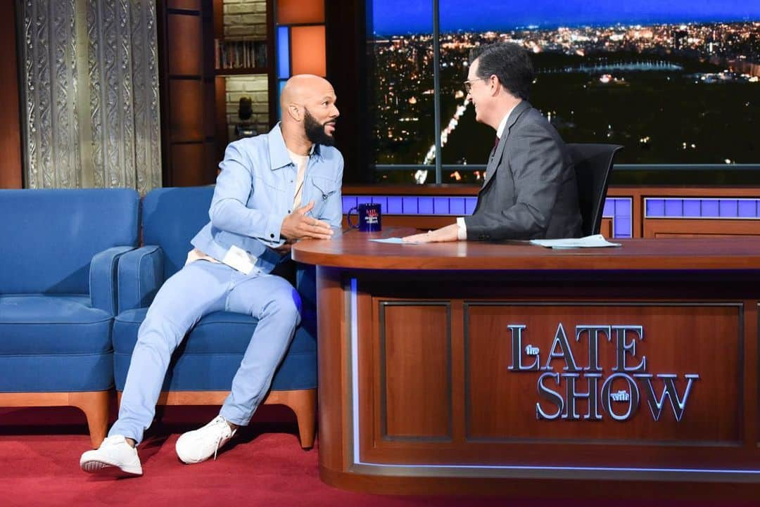 コモンさんのインスタグラム写真 - (コモンInstagram)「Great time on the @colbertlateshow #LetLove」5月7日 14時43分 - common