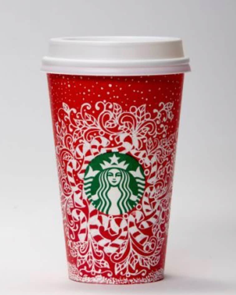 レナ・ヘディのインスタグラム：「🤔🤔🤔 Ep 5 ..Do  they open one in Kings Landing.. Will they use winter cups ..? Does Cersei get her oat pumpkin spice ....」