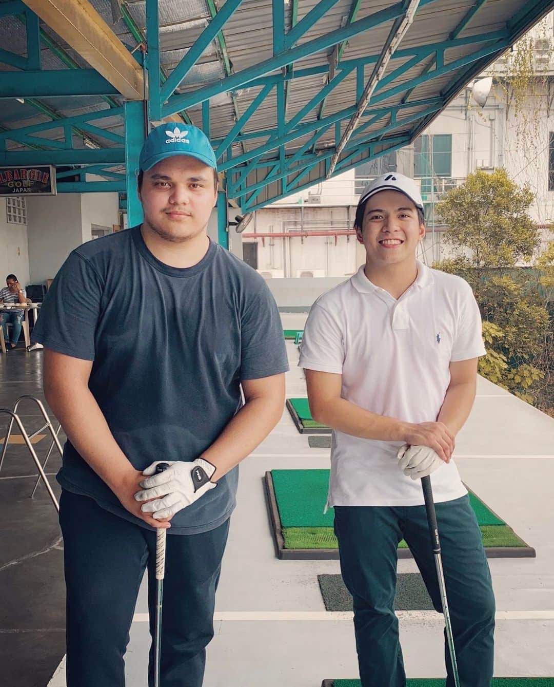 Nash Aguasさんのインスタグラム写真 - (Nash AguasInstagram)「Tiger Woods, kabahan ka na. Jkjk 😂 @javiiiiivaldes」5月7日 14時59分 - zackwey