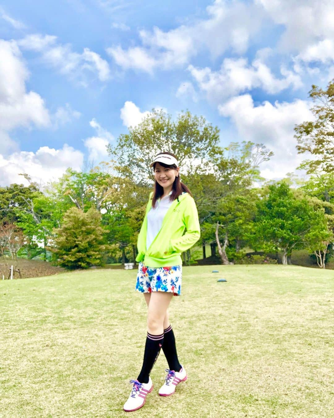 小倉星羅さんのインスタグラム写真 - (小倉星羅Instagram)「サマンサの新しいウエア🏌️‍♀️💓 毎年楽しみにしている夏柄🌺 お猿さん柄もきになる🐒 * 【牧野裕のエンジョイゴルフ⛳️】 チバテレ 毎週日曜 22:30〜 テレビ埼玉 毎週日曜 22:00〜 ゴルフネットワーク 毎週火曜23:00〜ほか * #牧野裕のenjoygolf  #チバテレ  #ゴルフウェア #GOLF #ゴルフ女子 #サマンサゴルフ」5月7日 15時06分 - seira_ogura