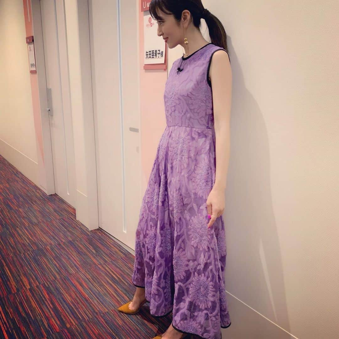 矢田亜希子さんのインスタグラム写真 - (矢田亜希子Instagram)「【オンエア】 5月11日(土)18：56〜20：54  テレビ朝日『ニッポンのココからココ！移住した女たち』 に出演します。 #矢田亜希子#akikoyada#バラエティ#バラエティ番組#ニッポンのココからココ！移住した女たち#テレビ朝日」5月7日 15時09分 - akiko_yada