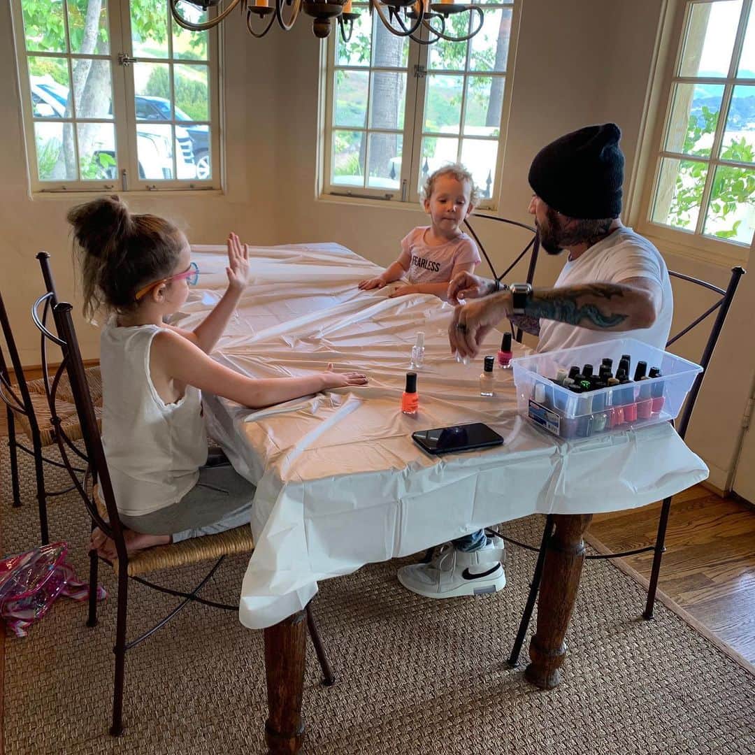 A.J.のインスタグラム：「Welcome to daddy’s nail salon please choose your color.. Little fun with the girls before heading out to Portugal for this tour!!! Gonna miss them so much」
