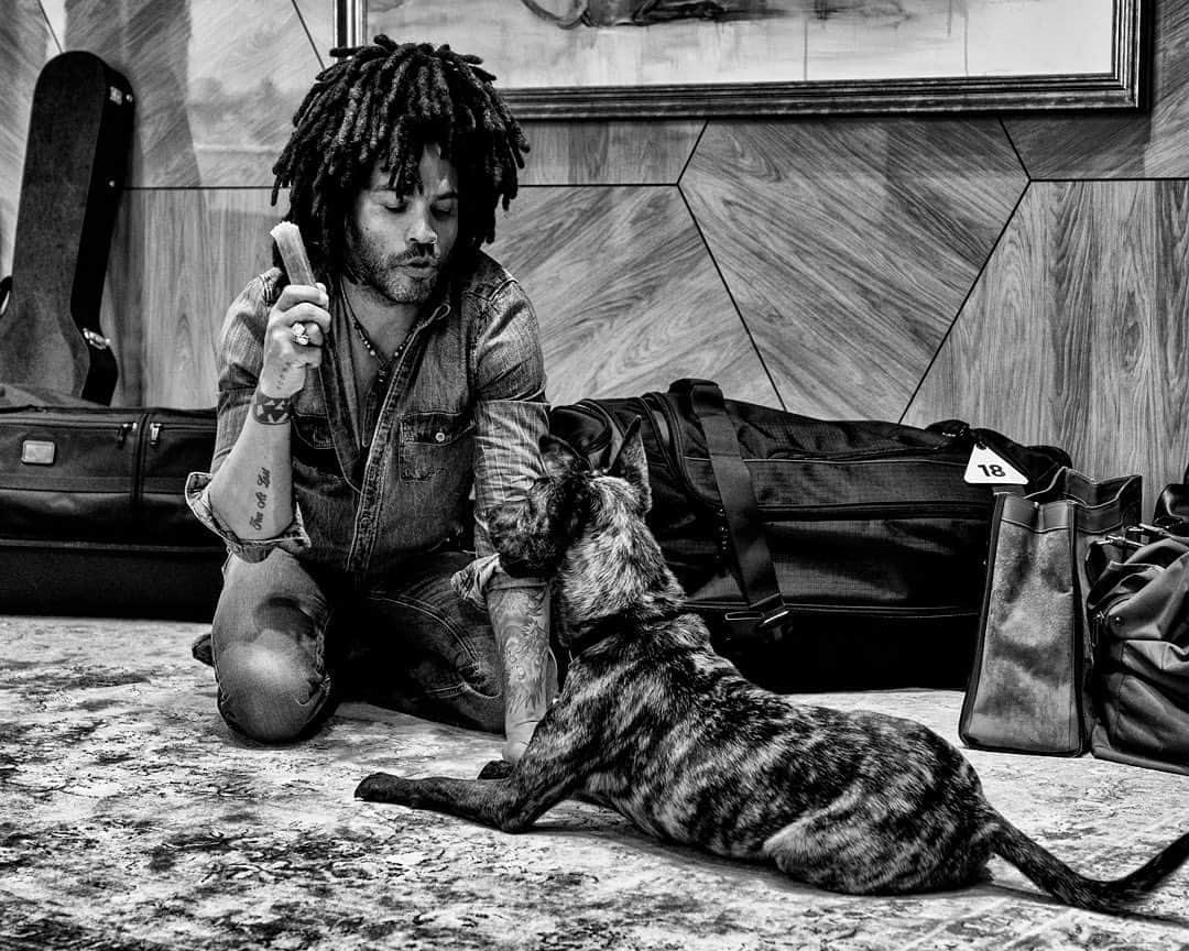 レニー・クラヴィッツさんのインスタグラム写真 - (レニー・クラヴィッツInstagram)「Jojo time」5月8日 2時35分 - lennykravitz