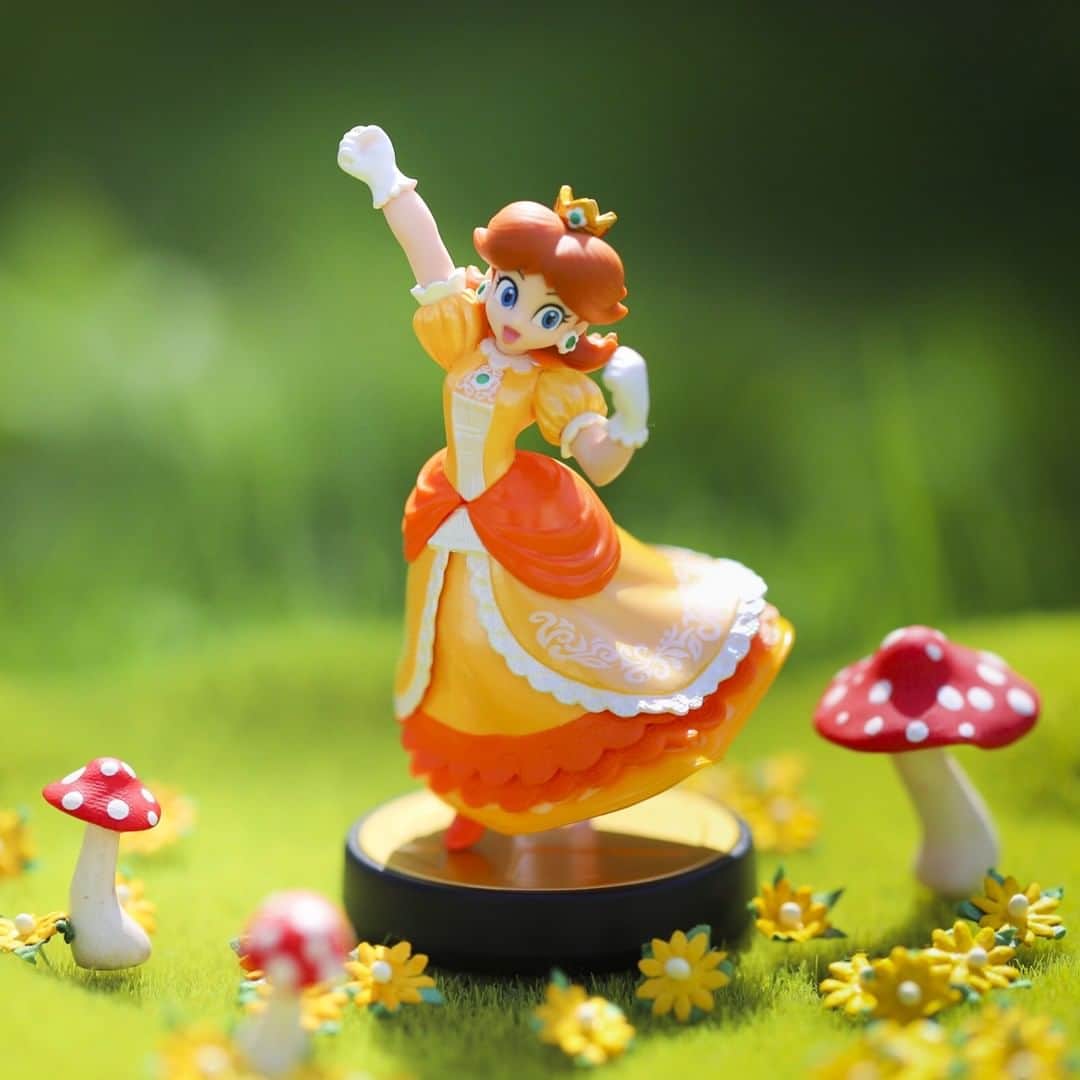 任天堂アメリカさんのインスタグラム写真 - (任天堂アメリカInstagram)「The Princess of Sarasaland has arrived! Princess Daisy joins the Super #SmashBros series of #amiibo figures!」5月8日 3時00分 - nintendoamerica