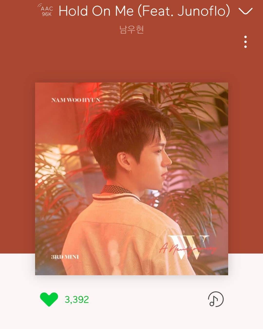 のインスタグラム：「어디한번 들어볼까 !! #holdonme #인피니트 #남우현」