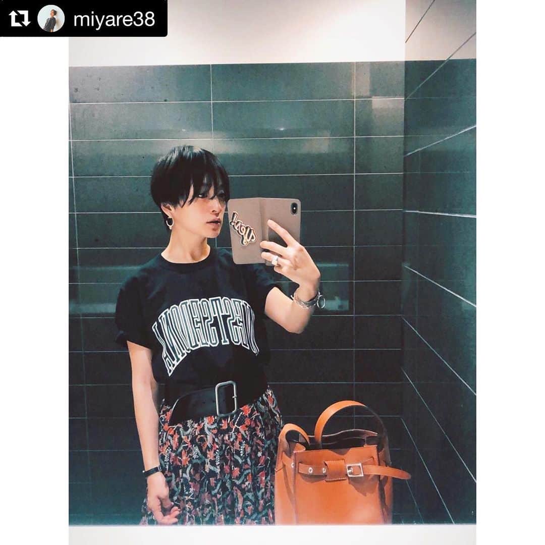のインスタグラム：「Thank you wearing cute WESTSEDONA tee for @suadeo_official Good on you @miyare38 #suadeo #ritajeanstokyo #westsedona #tee」