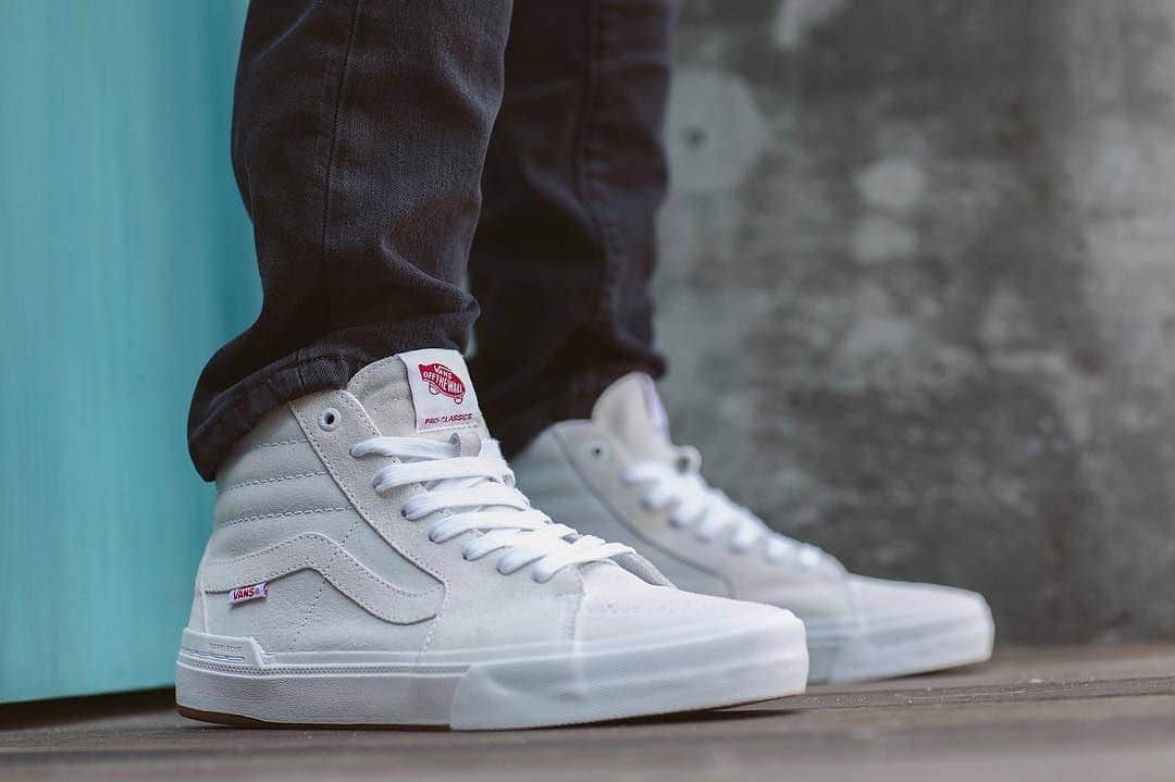 Vans Philippinesさんのインスタグラム写真 - (Vans PhilippinesInstagram)「Your favorite Vans Classic upgraded for enhanced performance! Have you spotted the Sk8-Hi Pro BMX in @scottycranmer 's signature colorway in stores? #VansBMX #VansPhilippines」5月7日 19時00分 - vansphilippines