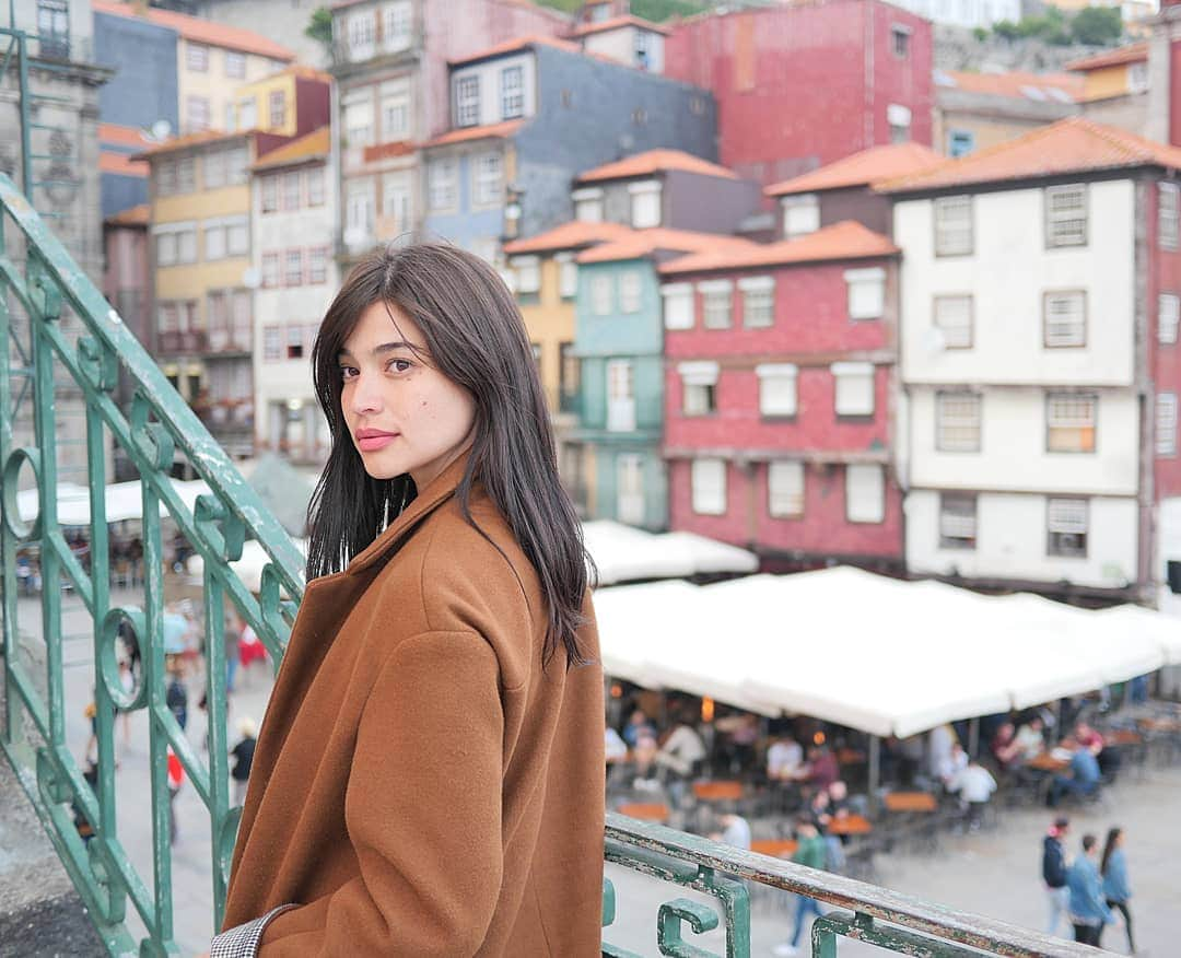 アン・カーティスさんのインスタグラム写真 - (アン・カーティスInstagram)「Spent our last day in the romantic city of Porto. Wish I had more time to see the city by foot and walk throught the many different winding streets and alleys. Safe to say it is a city I would like to visit again ❤」5月7日 19時27分 - annecurtissmith