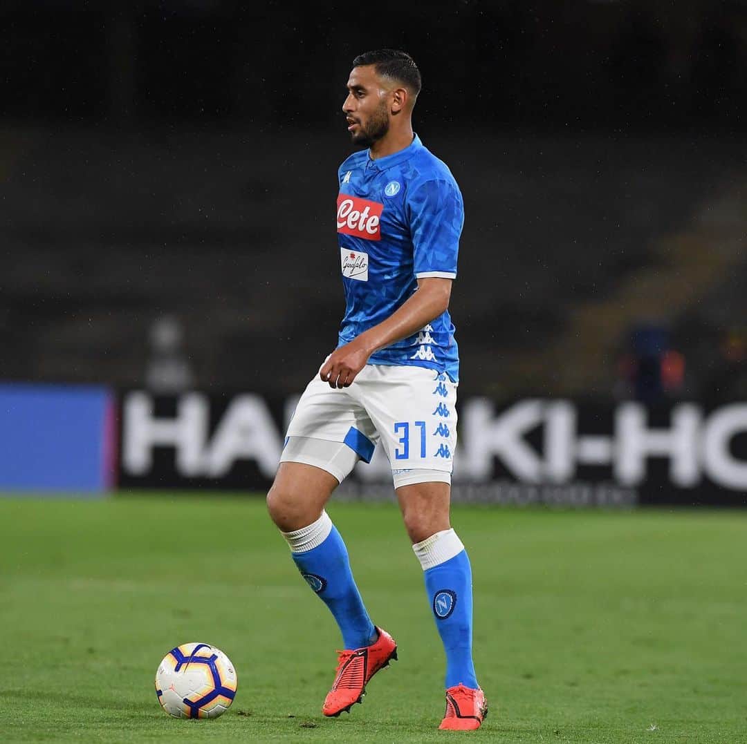 SSCナポリさんのインスタグラム写真 - (SSCナポリInstagram)「🤩 @ghoulam.faouzi 💪🏻 Describe #Ghoulam with an emoji! 💙 #ForzaNapoliSempre」5月7日 19時28分 - officialsscnapoli