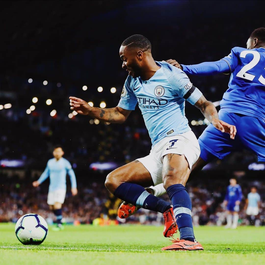 ラヒーム・スターリングさんのインスタグラム写真 - (ラヒーム・スターリングInstagram)「Fight 'til the end 👏🏾💙 @mancity」5月7日 19時39分 - sterling7