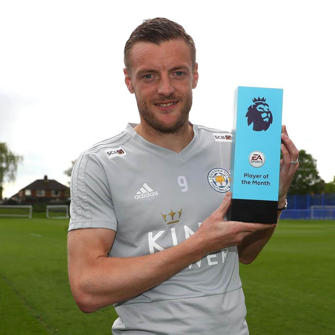 レスター・シティFCさんのインスタグラム写真 - (レスター・シティFCInstagram)「Jamie Vardy has been named the EA SPORTS Premier League Player of the Month for April! 🏅 . . . #lcfc」5月7日 20時00分 - lcfc