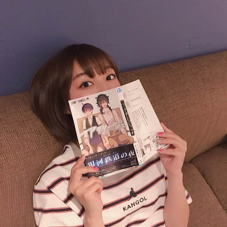 amiさんのインスタグラム写真 - (amiInstagram)「アクタージュ、ええわぁ、、、🥺💕💕 まじで面白いから、読んでみてー！  #jdeez #ami #ジェイディーズ #おすすめ本 #おすすめ漫画」5月7日 20時03分 - amidesudoumo