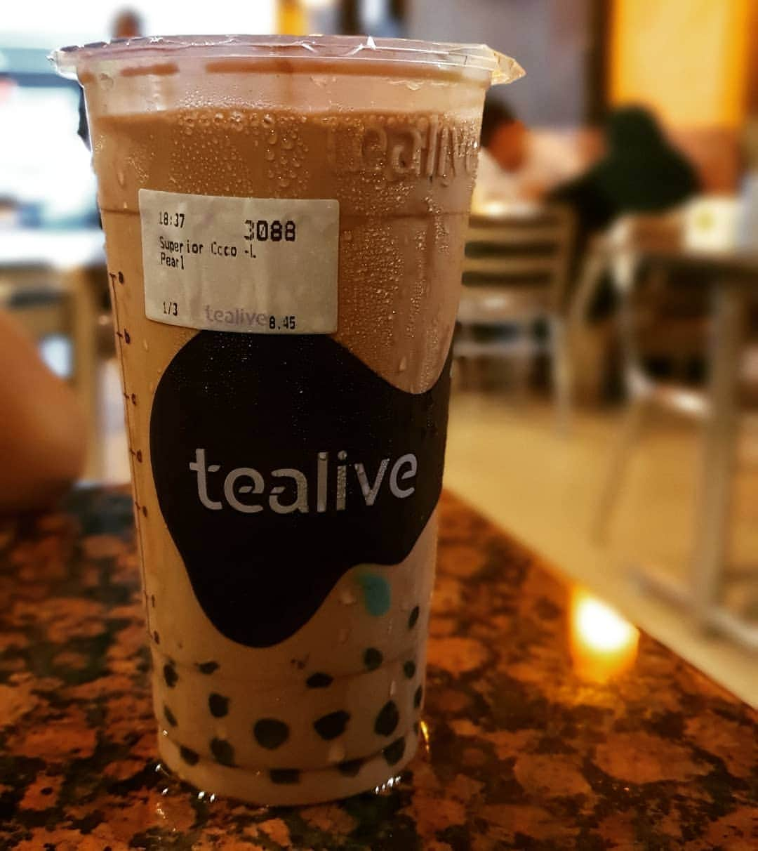 Terry Birdさんのインスタグラム写真 - (Terry BirdInstagram)「Siapa suka minum Bubble Tea @tealiveasia  Anyway, Selamat Berbuka Puasa kepada semua yang berpuasa 😇 #tealive #tealivemalaysia #tealiveasia #selamatberbuka #selamatberbukapuasa」5月7日 20時15分 - takaaki_terry