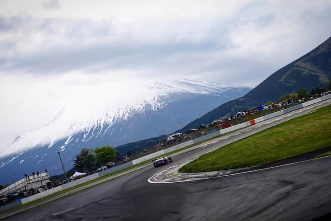 井口卓人さんのインスタグラム写真 - (井口卓人Instagram)「2019.5.3-4 SuperGT Rd.2 FUJI 500km Race Photo. #SUBARU #BRZ #GT300」5月7日 20時17分 - takutoiguchi