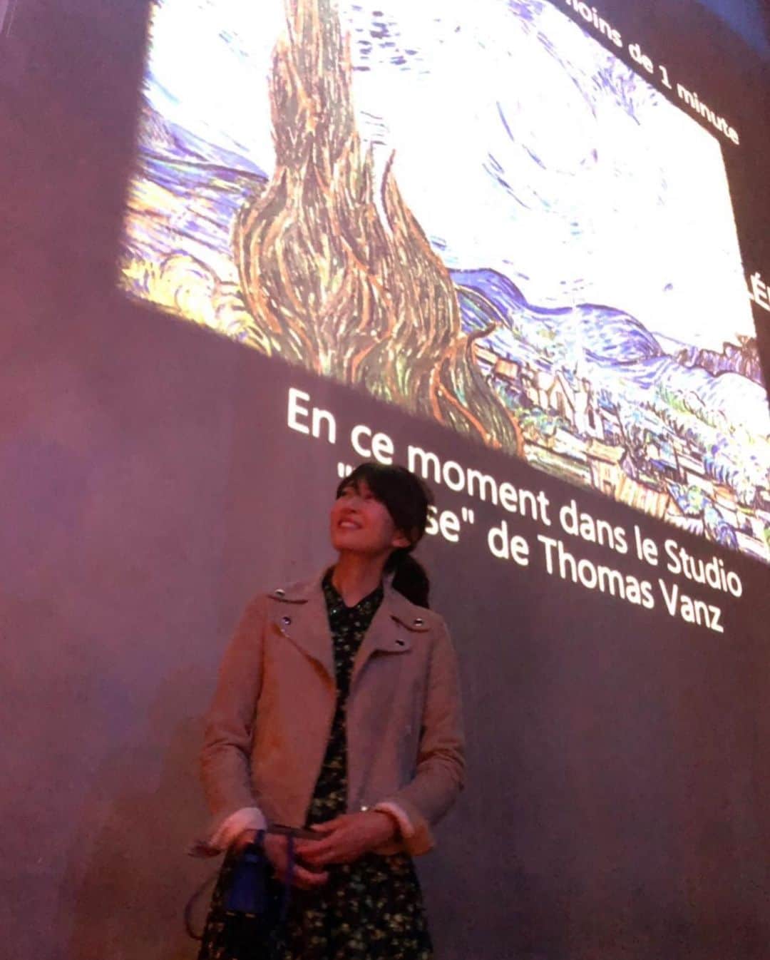 草間淑江さんのインスタグラム写真 - (草間淑江Instagram)「デジタルゴッホ展に行って来ました。  光と音の世界に酔いしれました✨  #フランス#🇫🇷#デジタルゴッホ展」5月7日 20時25分 - yoshie_kusama
