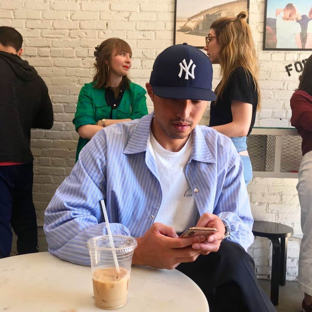 のインスタグラム：「ニューヨークではヤンキースのキャップ被りがち🇺🇸⚾️ #newyork#yankees#neweracap#groundzero#ニューヨーク#ニューヨーカー#アメリカかぶれ」