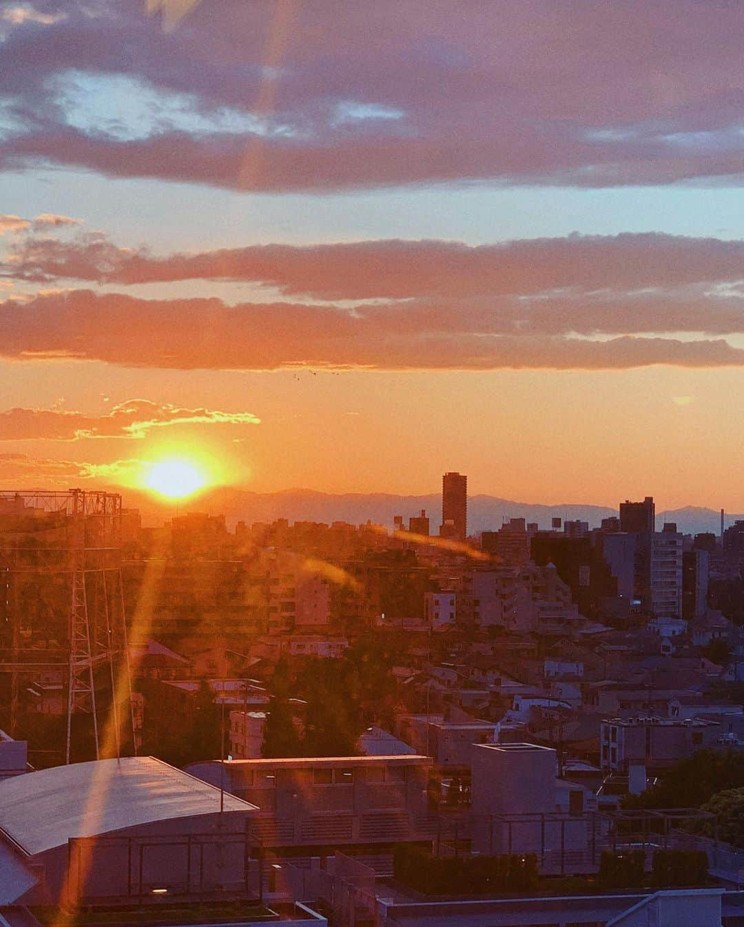 る鹿さんのインスタグラム写真 - (る鹿Instagram)「東京的天空一直是我的最愛🌄」5月7日 21時24分 - luluxinggg