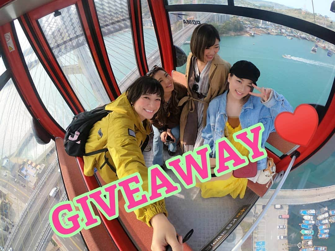 芳美リンさんのインスタグラム写真 - (芳美リンInstagram)「初★プレゼント企画♥  先日参加した、 @peaceboat.cruise  アジアショートクルズの際、  フォロワー様に、心ばかりのお土産を買ってきました☺  初めての企画なので、至らない所もあるかと思いますが、ふるってご応募くださいー！ ★★応募方法&応募対象★★ ♥　@lynn.lynn5　をフォローして下さっている方♥  昔からのフォロワー様、新しいフォロワー様、リアルフレンド、すべて対象です。 ⛵🌊⛵🌊⛵🌊⛵🌊⛵🌊⛵⛵ ♥ご希望の方は、この投稿に「プレゼント希望」の旨をコメントして下さい✨ 郵送は日本国内のみとさせていただきます✨  当選者の方には、配送先をお伺いするので、ご了承してくださる方。 個人情報は、プレゼント送付以外の用途には使用いたしません。 ★応募期間★ 本日~2019年5月14日23:59分まで  抽選の準備が整い次第、抽選させていただきます。  当選者の方にはDMをお送りしますので、DMが届くよう、当アカウントをフォローした状態でお待ち下さい☺ ※個人的なお土産企画です✨ ピースボート様、他、企業様との関わりは一切ございまさん★  皆様、いつもありがとうございます✨ ぜひご応募くださいー✨  #プレゼント#プレゼント企画#プレゼント募集#GIVEAWAY #ピースボート  #peaceboat #pbgramer #第三期船上インスタグラマー #旅したくなるフォト#旅行 #travelstagram #旅人 #lynn_trip #旅 #travelme #travel #trip #traveler #トラベラー  #旅好きな人と繋がりたい #船旅 #goprojp#gopro#goproのある生活」5月7日 21時37分 - lynn.lynn5