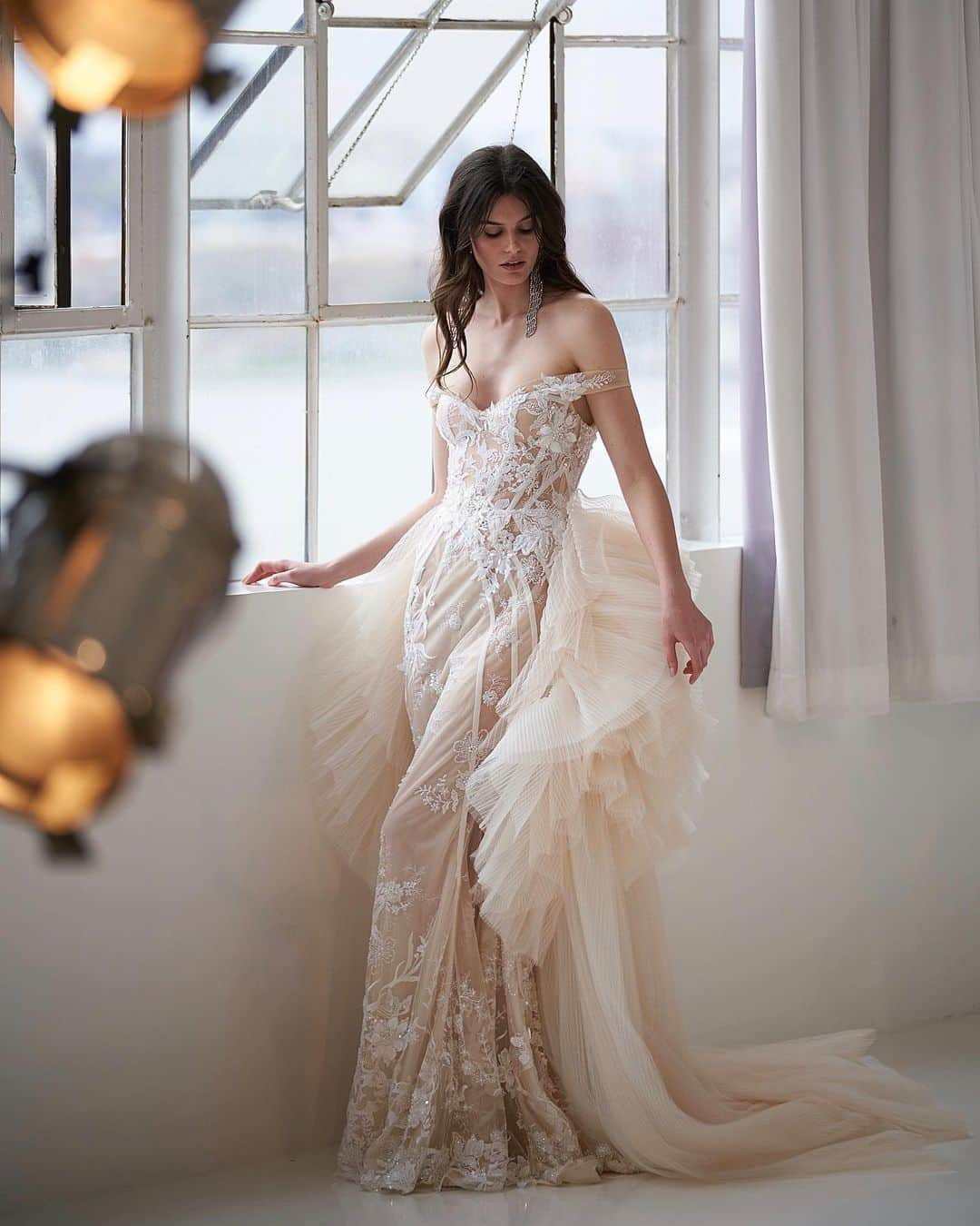 Galia Lahavさんのインスタグラム写真 - (Galia LahavInstagram)「A one in a lifetime moment | Taking the spotlight is so much easier with a stunning gown like our #Serena #GLCouture 📷 @mikecolon」5月7日 22時05分 - galialahav