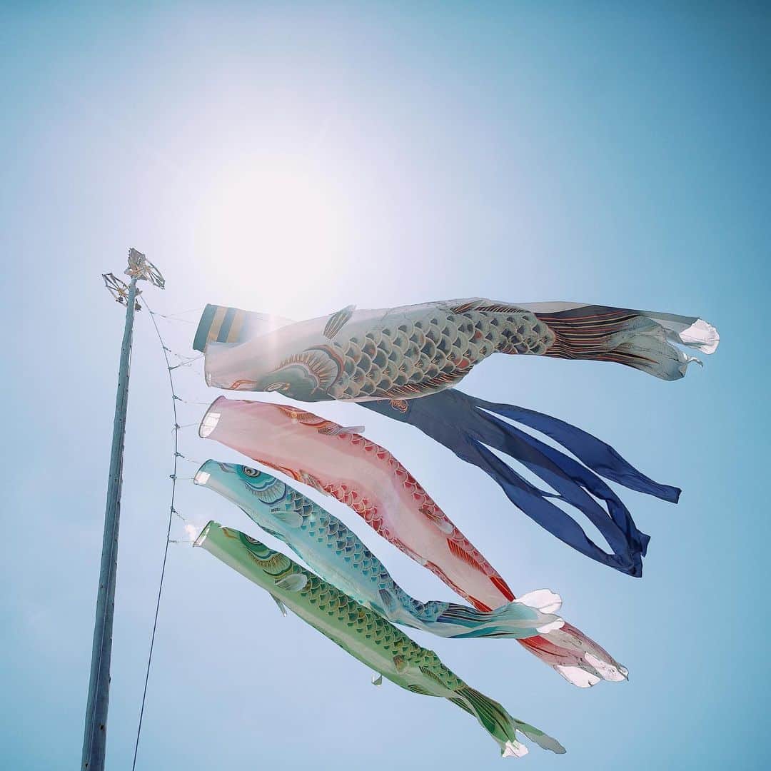 のインスタグラム：「Swim in the sky」