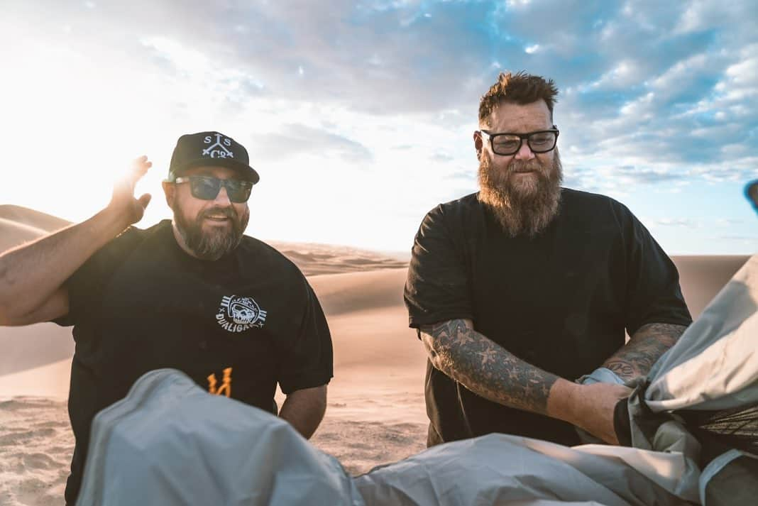 ケアリー・ハートさんのインスタグラム写真 - (ケアリー・ハートInstagram)「We were supposed to camp last night in Glamis. I sprung it on the crew that we were gonna camp, and these two were not happy about it. Once we got to Glamis, the winds were howling and they were happy. I had to at least try to set the tent up 😂. To the hotel we went. @indianmotorcycle」5月7日 22時18分 - hartluck