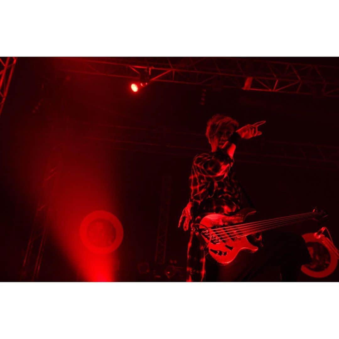 侑威地さんのインスタグラム写真 - (侑威地Instagram)「VIVA LA ROCK 2019@さいたまスーパーアリーナ  photo by @ninjajon  #vivalarock2019 #rottengraffty」5月7日 22時47分 - yuichi_rotten