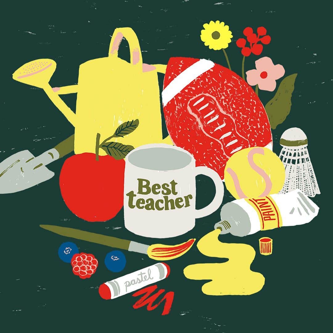 Chobaniのインスタグラム：「It’s #teacherappreciationday and Chobani is giving back to those who give their all— exceptional educators who make a positive impact on their students’ lives, through arts, food, or wellness education. If you know a teacher like this, nominate them for their chance to win unique prize packs worth up to $5,000. Enter by 5/19. Link in bio! 📚✏️ 🍎」