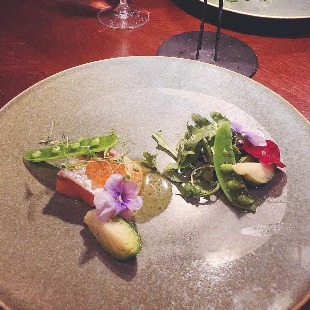 藤原菜摘さんのインスタグラム写真 - (藤原菜摘Instagram)「#sodohhigashiyama 🌳🍽✨ ずっと夜も来てみたかったから嬉しい〜☺️🙏Thanks♡」5月7日 23時29分 - natsumi_fujiwara