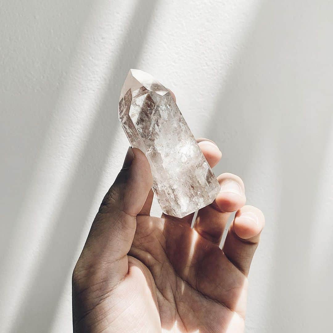 三浦大地さんのインスタグラム写真 - (三浦大地Instagram)「癒される。  クリスタルが1mm成長するのに100年ぐらいかかるんですよ。  自然て凄い。  #crystal #powerstone」5月7日 23時30分 - daichi_1127