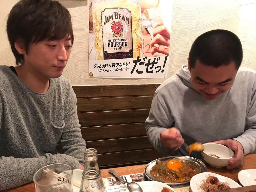 溜口佑太朗さんのインスタグラム写真 - (溜口佑太朗Instagram)「全部自分で作る手作り酒場🍶 300円のキーマカレー美味そうすぎじゃない🍛」5月7日 23時37分 - loveletterztame