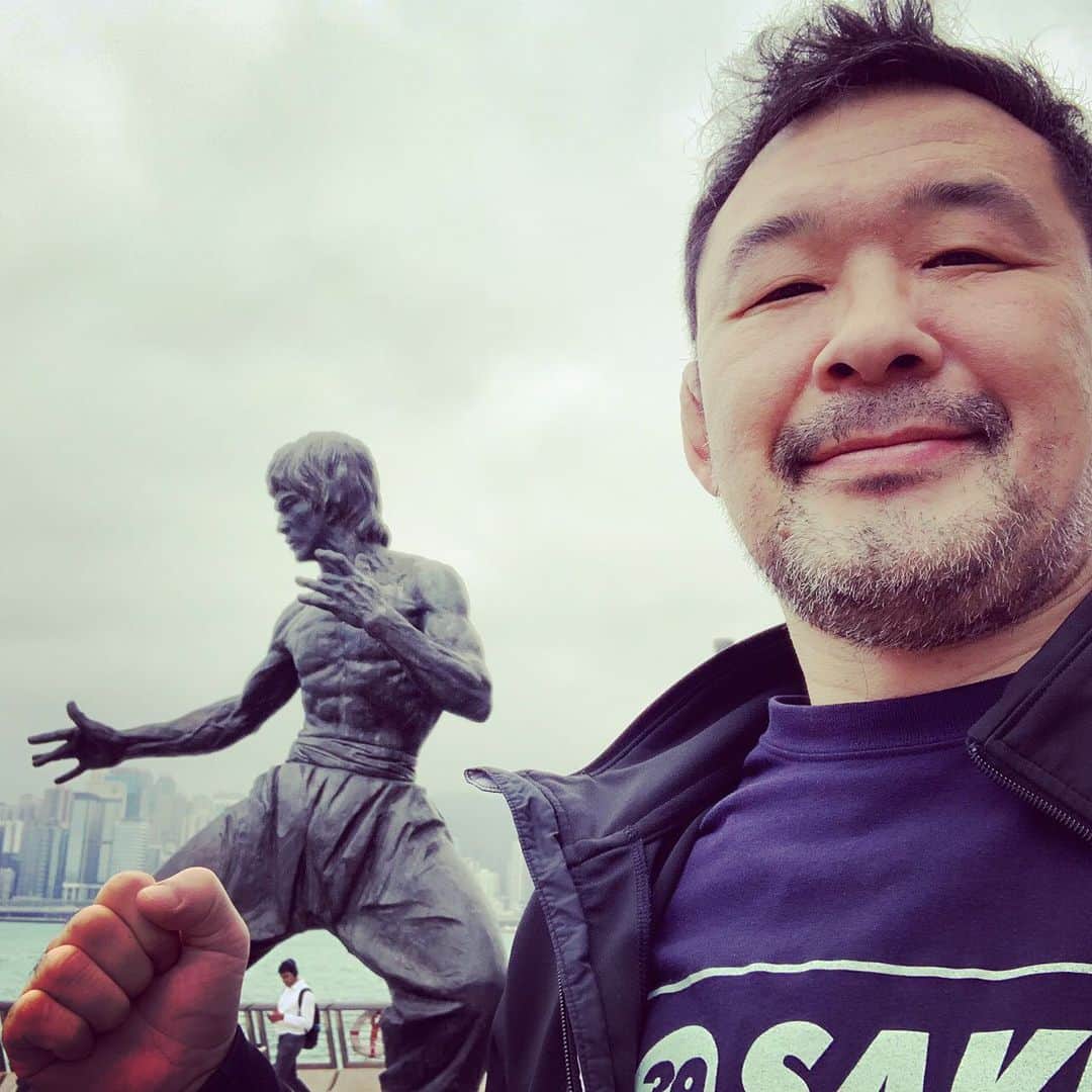 のインスタグラム：「. 【Hong Kong】 . アチョ〜！！！ . #sakuraba  #brucelee #avenueofstars #hongkongheritagemuseum」