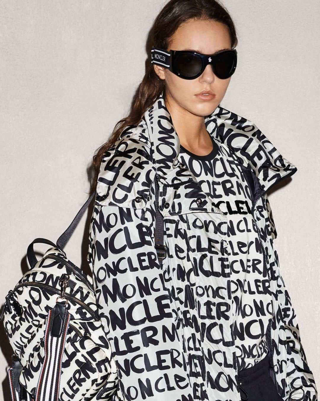 モンクレールさんのインスタグラム写真 - (モンクレールInstagram)「#Moncler. If you didn't know, now you do.  All over prints all over in the new Spring Summer range. _ Discover the new collection on Moncler.com.」5月8日 1時29分 - moncler