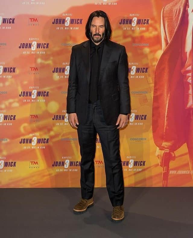 グレンソンさんのインスタグラム写真 - (グレンソンInstagram)「Keanu Reeves attending the John Wick 3 premier wearing Brady in burnished suede.⠀ ⠀ -⠀ ⠀ #grenson #menswear #grensonshoes #grensonbrogues #mensfashion #mensstyle #thegoodshoe #keanureeves #grahamnortonshow @bbc #taronegerton #jamiebell #surannejones #grensonshoes #brady #hiker #grenson #menswear #gq @britishgq #johnwickmovie #johnwick⠀ ⠀ ⠀ ⠀ ⠀」5月8日 1時30分 - grensonshoes