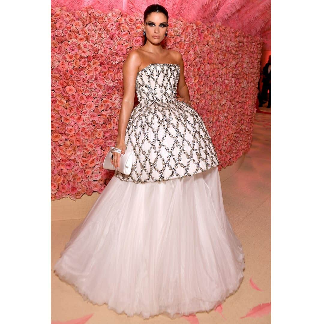 Jimmy Chooさんのインスタグラム写真 - (Jimmy ChooInstagram)「The first Monday of May means one thing: Met Gala. Discover who was wearing Jimmy Choo on the pink carpet #MetCamp」5月8日 1時40分 - jimmychoo