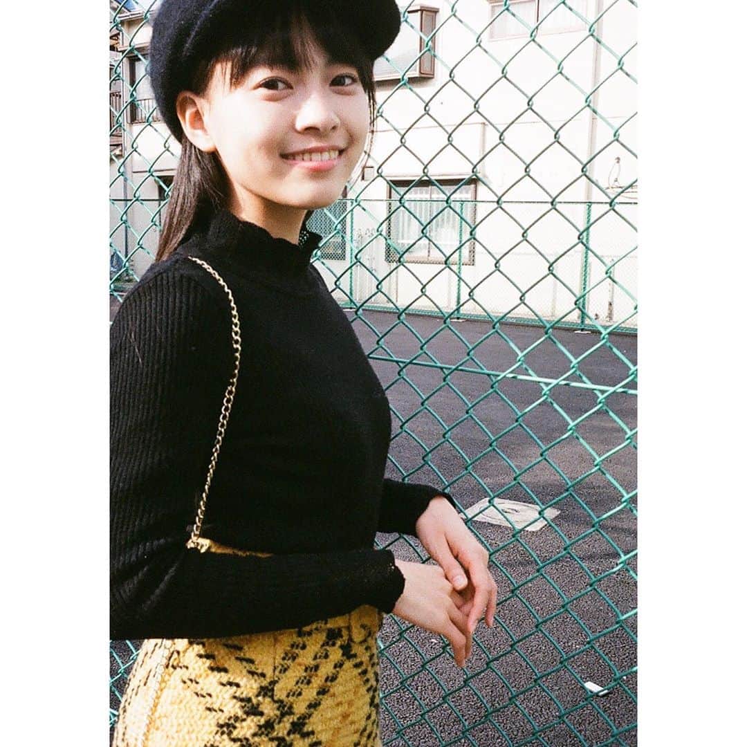 新條由芽さんのインスタグラム写真 - (新條由芽Instagram)「﻿ フィルムカメラで撮った写真が﻿ やっと現像できました‪︎‬‪︎☺︎﻿ ﻿ 撮影帰りの1枚。﻿ ﻿ #film」5月8日 12時49分 - yume_shinjo