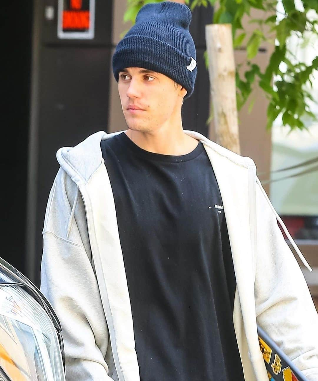 Just Jaredさんのインスタグラム写真 - (Just JaredInstagram)「@haileybieber & @justinbieber step out for the day in NYC! #HaileyBieber #JustinBieber Photos: Backgrid & Splash」5月8日 11時39分 - justjared