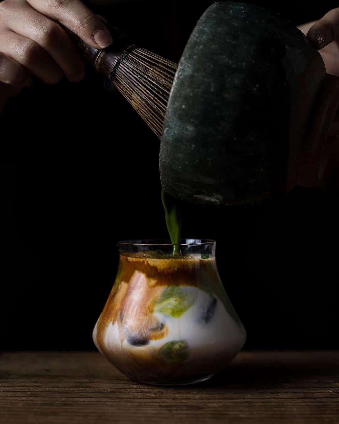 TRUNK(HOTEL)さんのインスタグラム写真 - (TRUNK(HOTEL)Instagram)「【NEW】En Tea Green Tea Latte　5月8日発売 渋谷・EN TEA @gen2an の茶葉を使った抹茶ラテを始めました。コーヒーと抹茶が織り成す、深みと苦みをホット・アイスでお楽しみください。 ⠀⠀⠀⠀⠀⠀⠀⠀⠀ ⠀⠀⠀⠀⠀⠀⠀⠀⠀ #trunkhotel #ブティックホテル #boutiquehotel #trunkbar #cafe #bar #lounge #latte #coffee #matchalatte #コーヒー #ラテ #抹茶ラテ #shibuya #omotesando #jingumae」5月8日 12時10分 - trunkhotel_catstreet